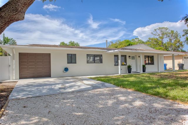 1397 83RD AVENUE N, St Petersburg, FL 33702