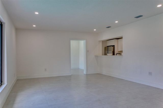 1397 83RD AVENUE N, St Petersburg, FL 33702
