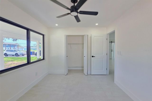1397 83RD AVENUE N, St Petersburg, FL 33702