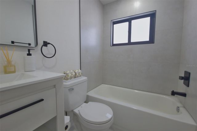 1397 83RD AVENUE N, St Petersburg, FL 33702