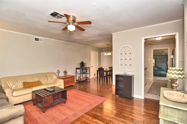 7423 E 30th Street, Tulsa, OK 74129