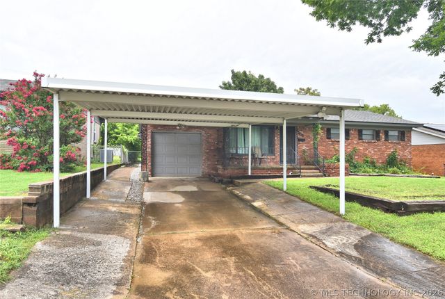 7423 E 30th Street, Tulsa, OK 74129