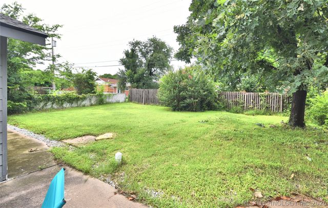 7423 E 30th Street, Tulsa, OK 74129