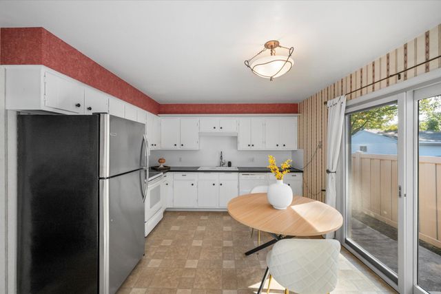 1213 Hunt Street, Maumee, OH 43537