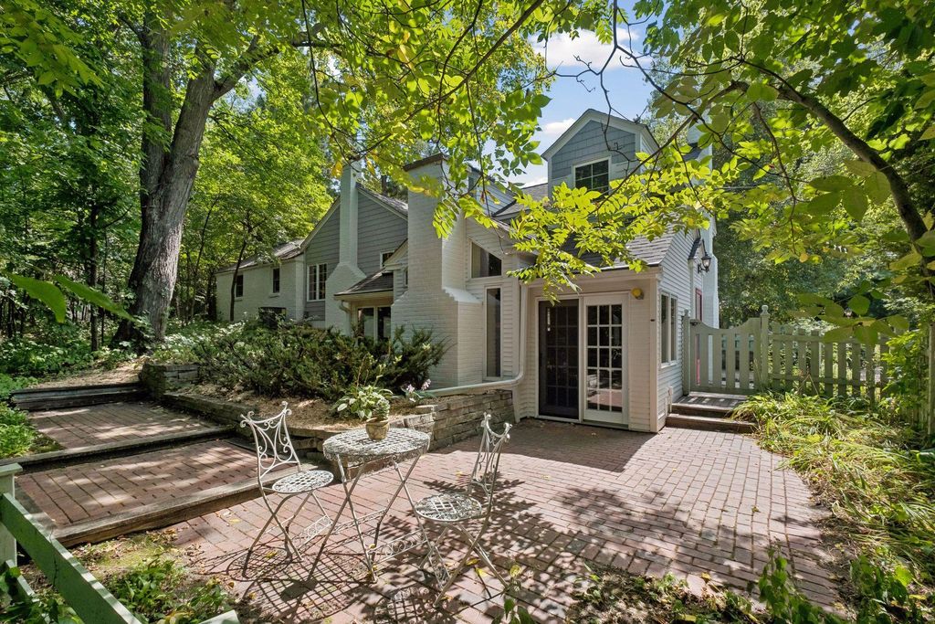 15517 Excelsior Boulevard, Minnetonka, MN 55345 — photo 2