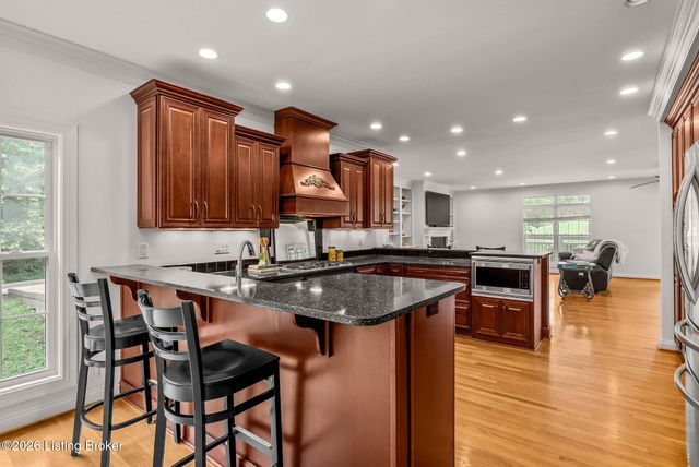 3611 Sumerlin Dr, Buckner, KY 40010