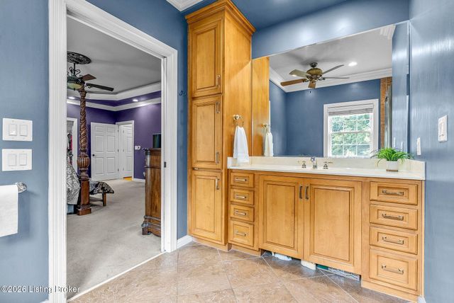 3611 Sumerlin Dr, Buckner, KY 40010