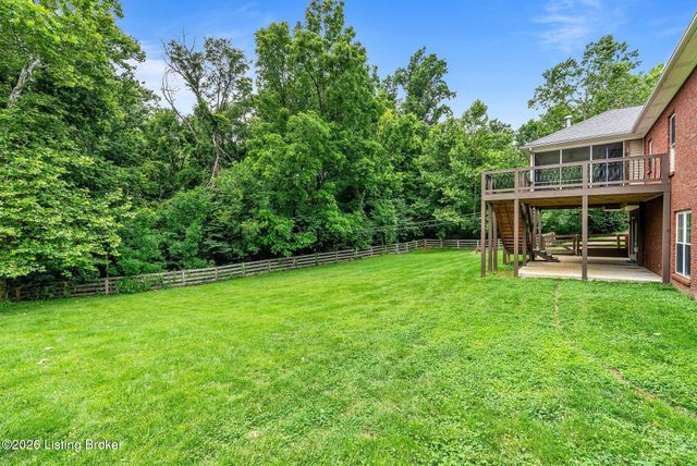 3611 Sumerlin Dr, Buckner, KY 40010