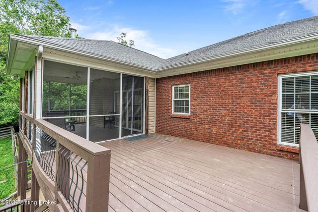 3611 Sumerlin Dr, Buckner, KY 40010
