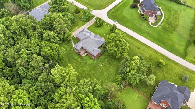 3611 Sumerlin Dr, Buckner, KY 40010