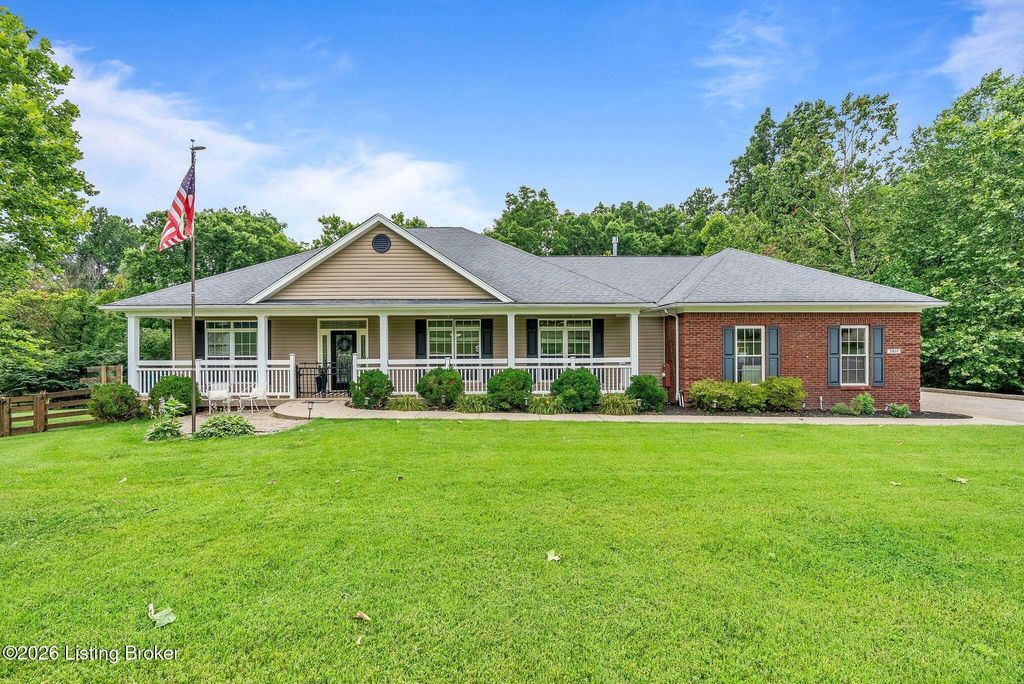 3611 Sumerlin Dr, Buckner, KY 40010