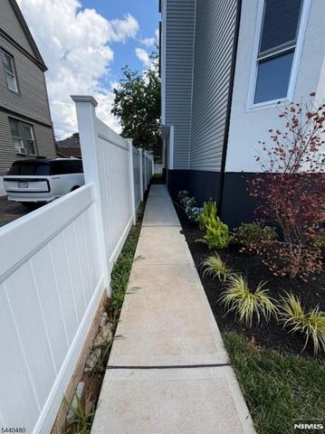 170 18th Street, East Orange, NJ 07017