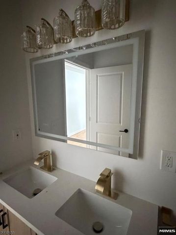 170 18th Street, East Orange, NJ 07017