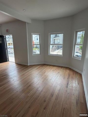 170 18th Street, East Orange, NJ 07017