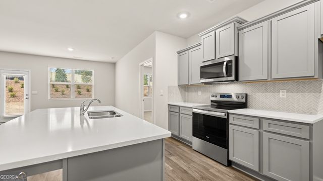 8571 Secretariat Drive, Lithonia, GA 30058