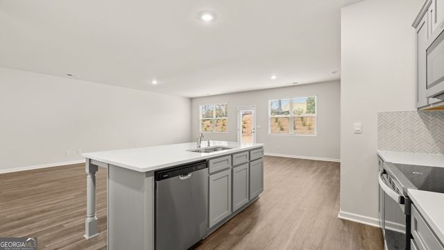 8571 Secretariat Drive, Lithonia, GA 30058