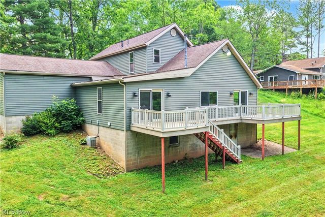 168 Woodland Acres Road, Marietta, OH 45750