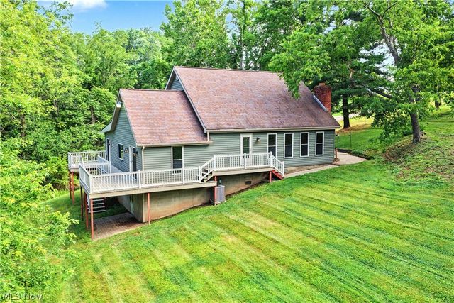 168 Woodland Acres Road, Marietta, OH 45750