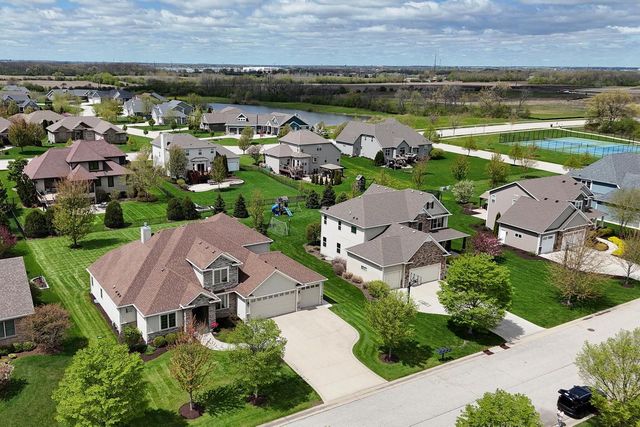 9920 50th AVENUE, Pleasant Prairie, WI 53158