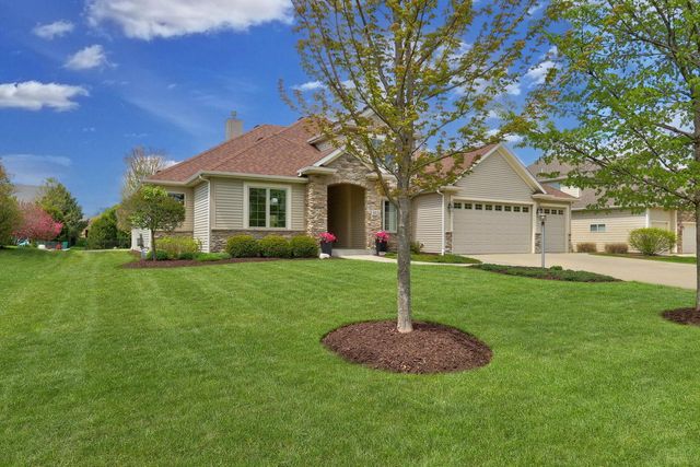 9920 50th AVENUE, Pleasant Prairie, WI 53158