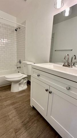 6910 NW 70th Avenue 6910, Tamarac, FL 33321