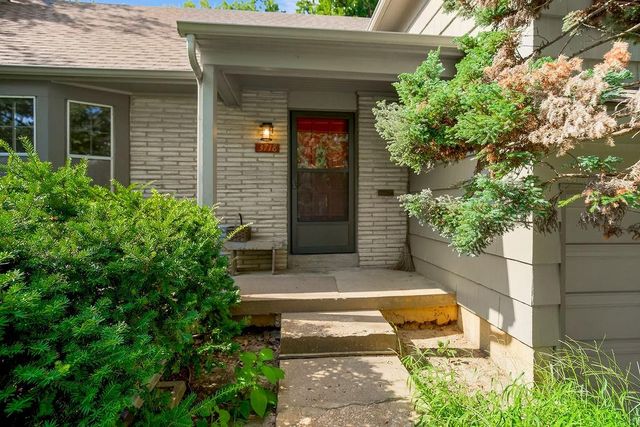 3718 W 52nd Terrace, Roeland Park, KS 66205