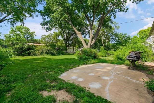 3718 W 52nd Terrace, Roeland Park, KS 66205