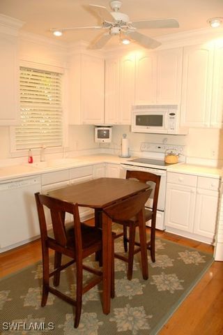 590 E Lake DR, Naples, FL 34102