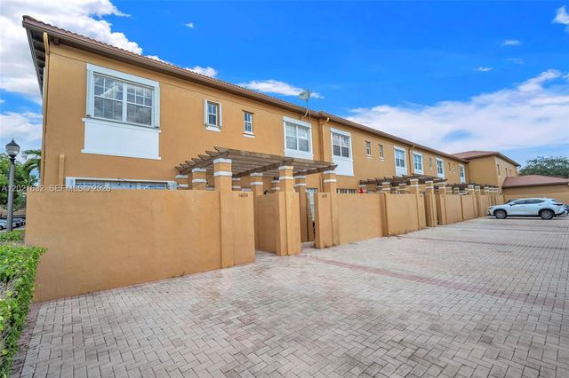14634 SW 5th St 1-5, Pembroke Pines, FL 33027