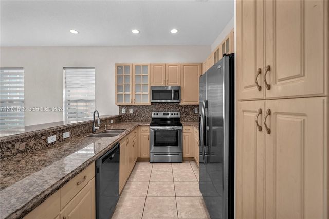 14634 SW 5th St 1-5, Pembroke Pines, FL 33027