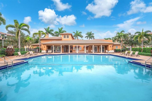14634 SW 5th St 1-5, Pembroke Pines, FL 33027