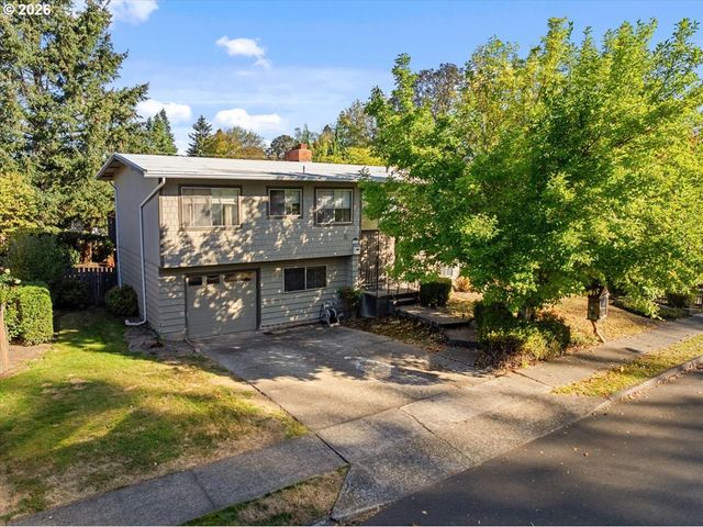 12055 Sw BRUCE Ln, Beaverton, OR 97008