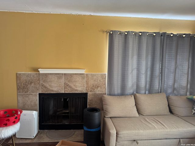 4945 Champlain, San Antonio, TX 78217