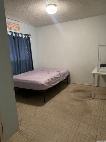 4945 Champlain, San Antonio, TX 78217