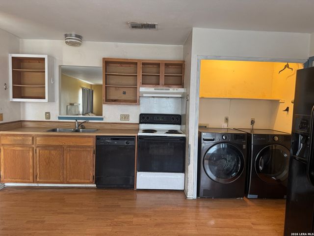 4945 Champlain, San Antonio, TX 78217