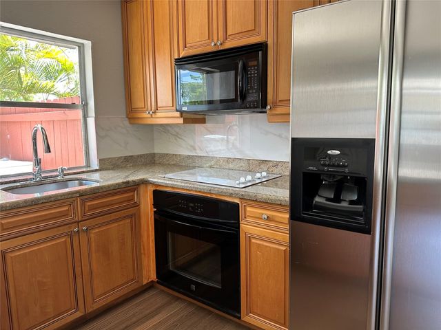 3101 NW 3RD Avenue 1-126, Pompano Beach, FL 33064