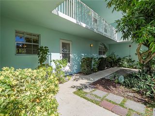 1901 Indian River Boulevard 102B, Vero Beach, FL 32960