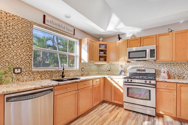 5140 LAIRD Lane, Jupiter, FL 33458