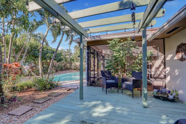 5140 LAIRD Lane, Jupiter, FL 33458