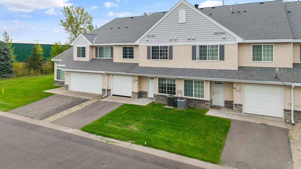 315 Roosevelt Street S G, Cambridge, MN 55008 — exterior