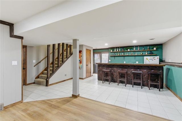 8828 Laurel Avenue, Kansas City, MO 64138