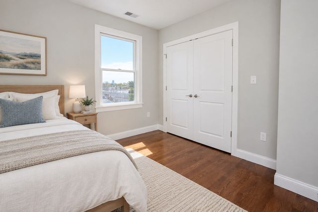 660 Somerville Ave 2, Somerville, MA 02143