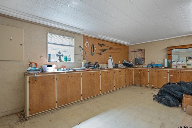 3481 N Loop 343, Rusk, TX 75785