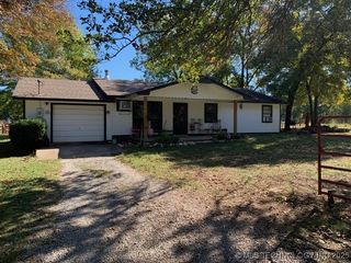 5150 N 445 Drive, Spavinaw, OK 74366