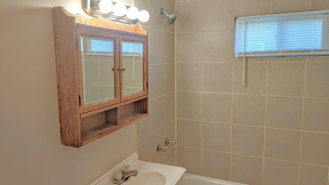 32314 Ogemaw Street, Westland, MI 48186