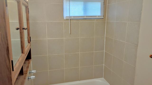 32314 Ogemaw Street, Westland, MI 48186