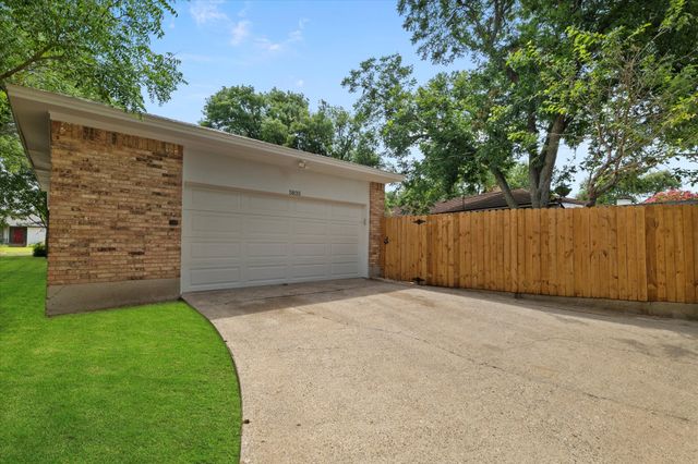 5835 Sunnywood Drive, Dallas, TX 75228