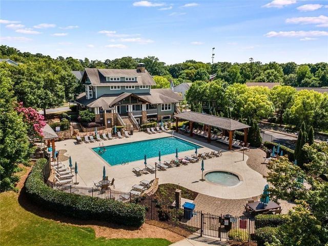 1634 Gilstrap Lane NW, Atlanta, GA 30318