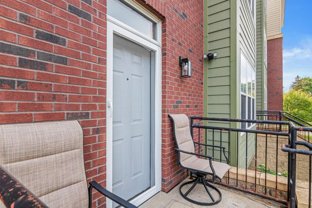 1776 Maryland Avenue E 105, Saint Paul, MN 55106