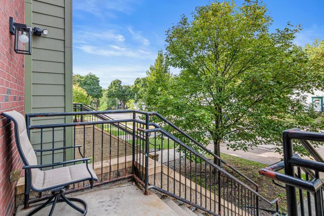 1776 Maryland Avenue E 105, Saint Paul, MN 55106